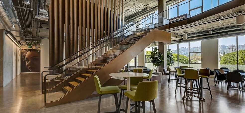 More Photos Of 1041 N Formosa Ave, West Hollywood Loft Creative Space For Lease