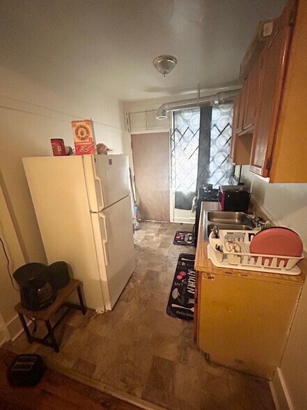 More Photos Of 353 E 79th St, Chicago Storefront Retail Residential For Sale