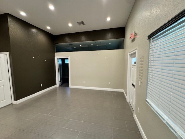 More Photos Of 5321 1st Ave S, Saint Petersburg Office Residential For Sale