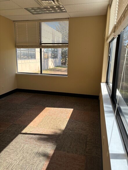 More Photos Of 6325 Monarch Park Pl, Niwot Light Manufacturing For Lease