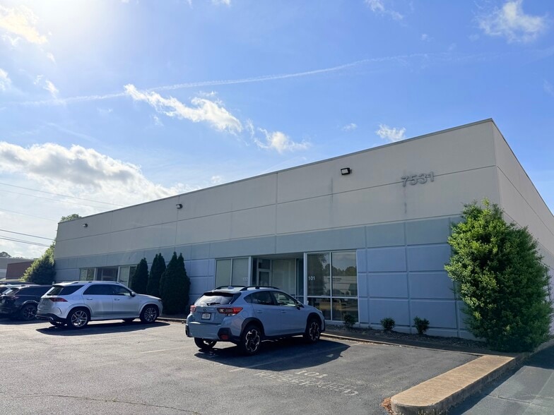 Primary Photo Of 7531 E Bartlett Corp Cv, Memphis Flex For Lease