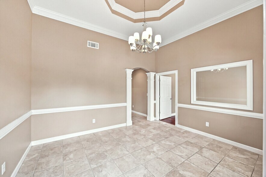 More Photos Of 802 Macy Dr, Roswell Office For Sale