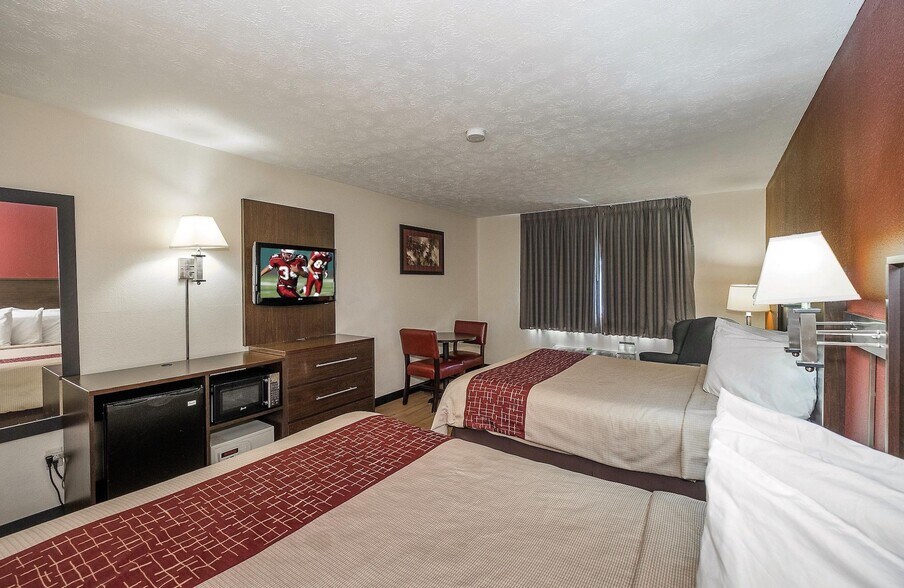 More Photos Of 2700 Wilson Rd, Hermitage Hotel For Sale