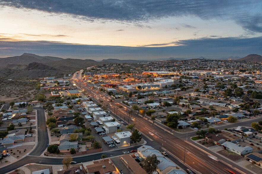 22232255 E Cactus Rd, Phoenix, AZ 85022 Apartments For Sale
