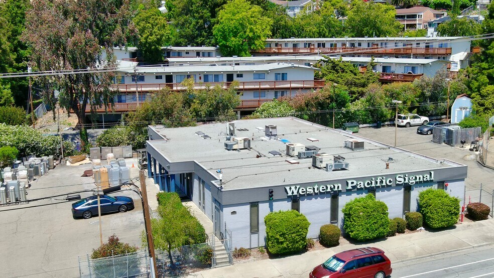 More Photos Of 15890 Foothill Blvd, San Leandro Flex For Sale