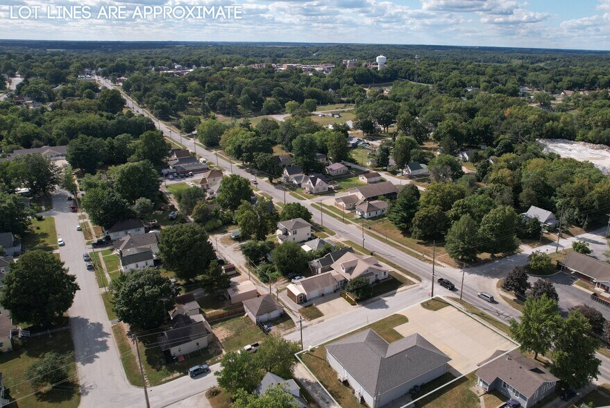 More Photos Of 1110 School st, Hillsboro Flex For Sale