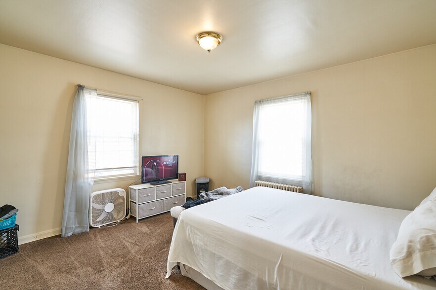 More Photos Of 1581-1589 Coventry Rd, Cleveland Multifamily For Sale