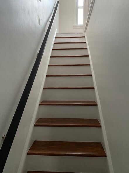 More Photos Of 9066 Baltimore Ave, College Park Storefront Retail Residential For Lease