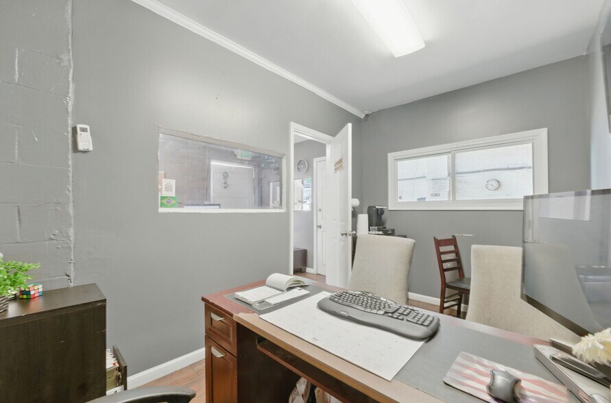 More Photos Of 303 S Eaton St, Baltimore General Retail For Sale