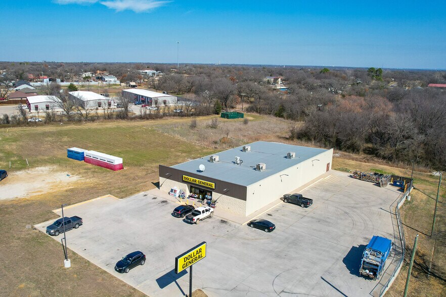 More Photos Of 2629 E Renfro St, Burleson Freestanding For Sale