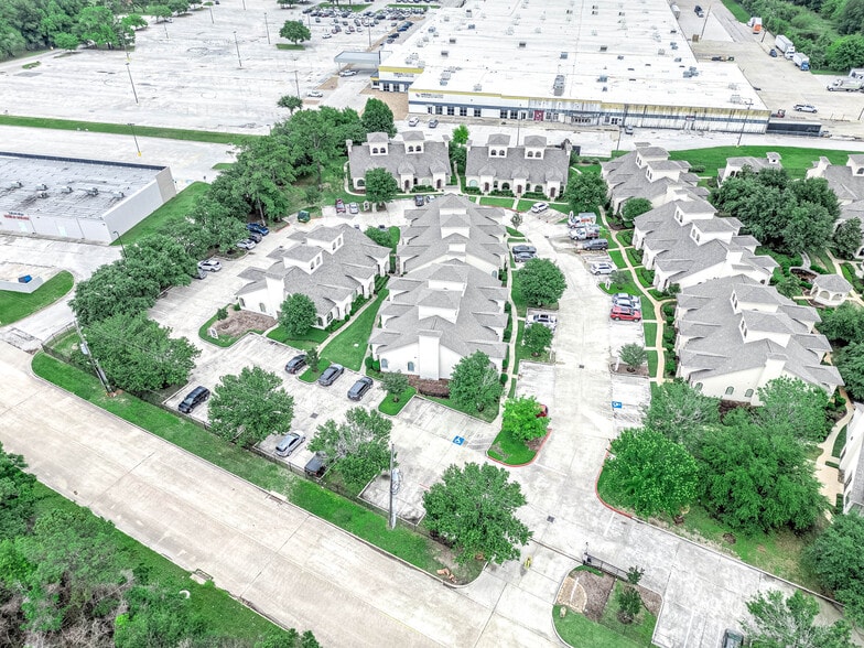 More Photos Of 12830 Willow Centre Dr, Houston Medical For Sale