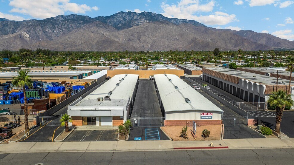 More Photos Of 811-823 S Williams Rd, Palm Springs Self Storage For Sale