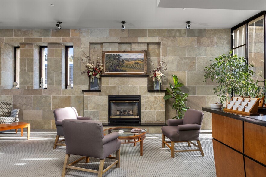 More Photos Of 1102 Laurel Ln, San Luis Obispo Office For Sale