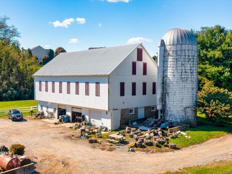 More Photos Of 1900 River Downs Dr, Finksburg Golf Course Driving Range For Sale
