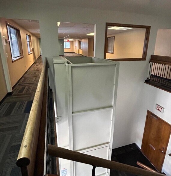 More Photos Of 2705 N 4th St, Flagstaff Office For Sale