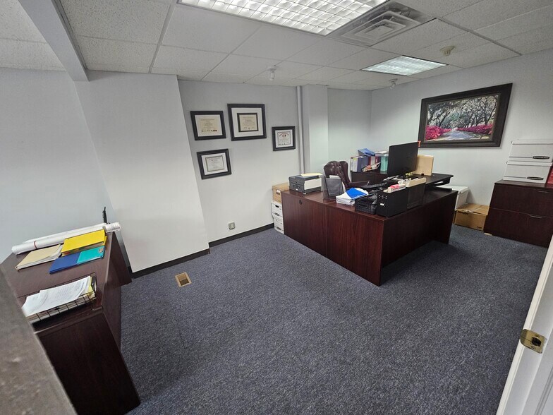 More Photos Of 3288 Delsea Dr, Franklinville Office For Lease