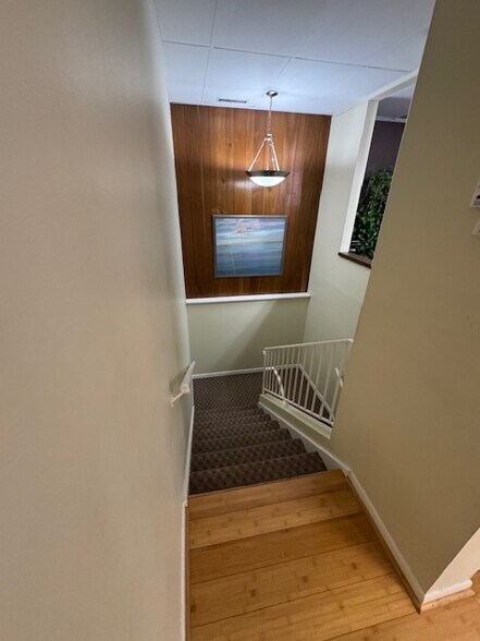 More Photos Of 105 Pearl St, Ypsilanti Office For Lease