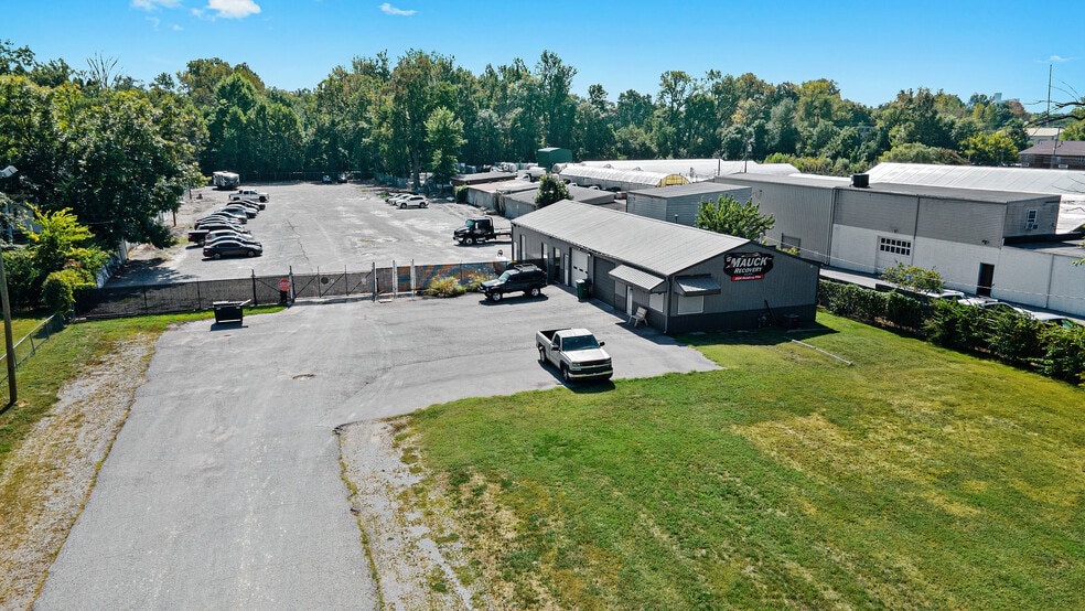 More Photos Of 2112 Hamburg Pike, Jeffersonville Land For Sale