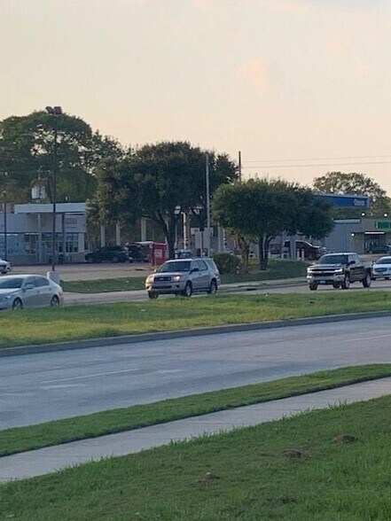 More Photos Of 13410 Cullen Blvd, Houston Land For Sale