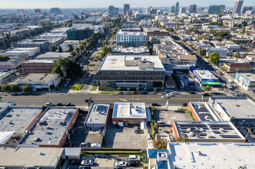 More Photos Of 2909 Beverly Blvd, Los Angeles General Retail For Sale