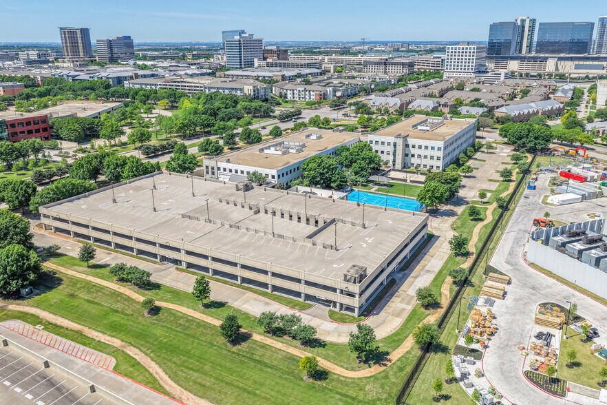 More Photos Of 5601 Headquarters Dr, Plano Office For Sale