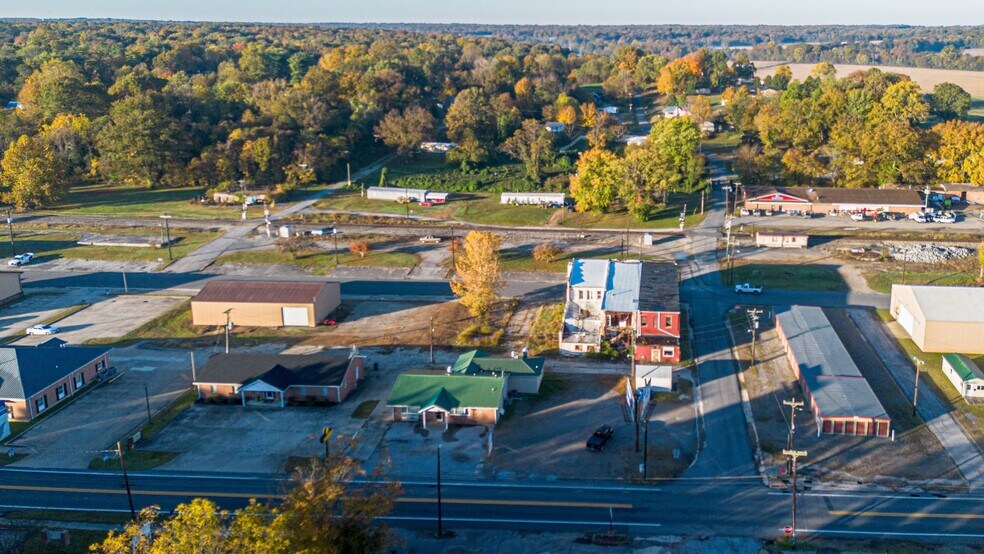 More Photos Of 464 US Highway 51 N, Bardwell Restaurant For Sale