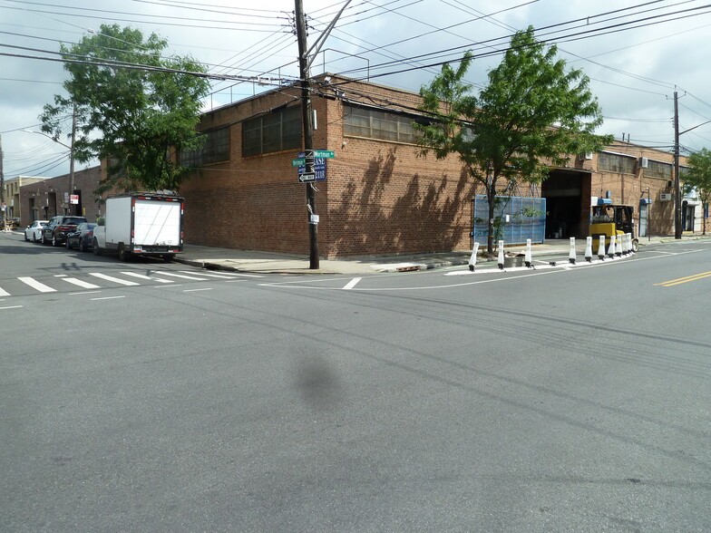 Primary Photo Of 553 Wortman Ave, Brooklyn Warehouse For Lease