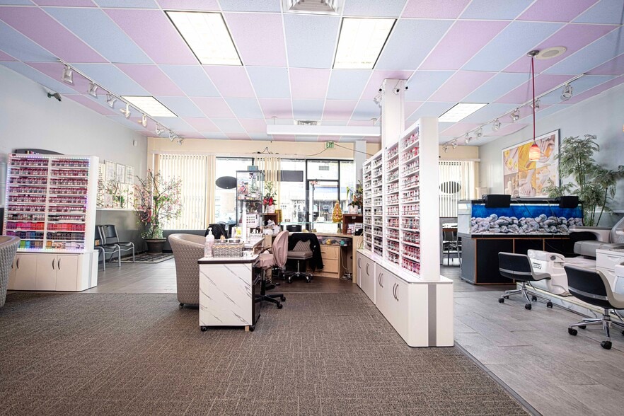 More Photos Of 3217 Greenmount Ave, Baltimore Storefront For Sale