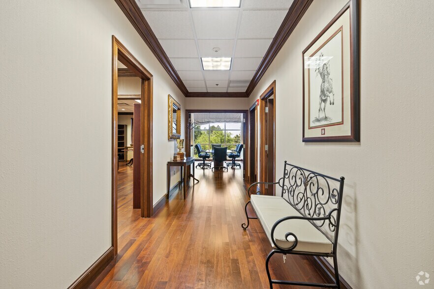 More Photos Of 3664 Coolidge Ct, Tallahassee Office For Lease