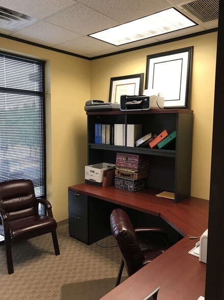 More Photos Of 2508 Ashley Worth Blvd, Austin Medical For Lease