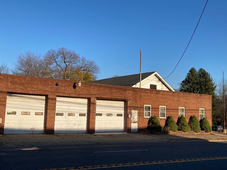 More Photos Of 102 N White Horse Pike, Somerdale Freestanding For Sale