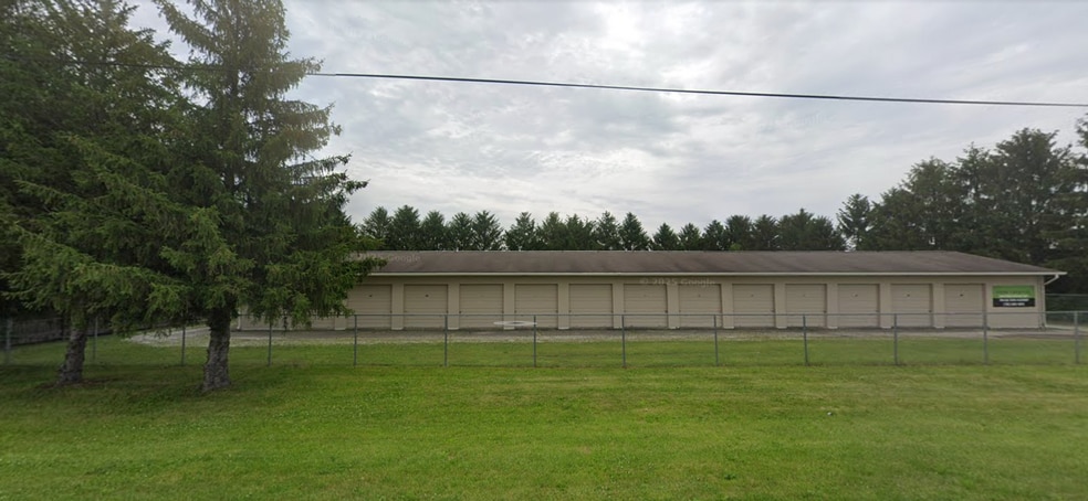 Primary Photo Of 1380 N 300 E, Anderson Self Storage For Sale