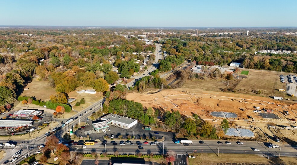 More Photos Of 860 Heckle Blvd, Rock Hill Unknown For Lease