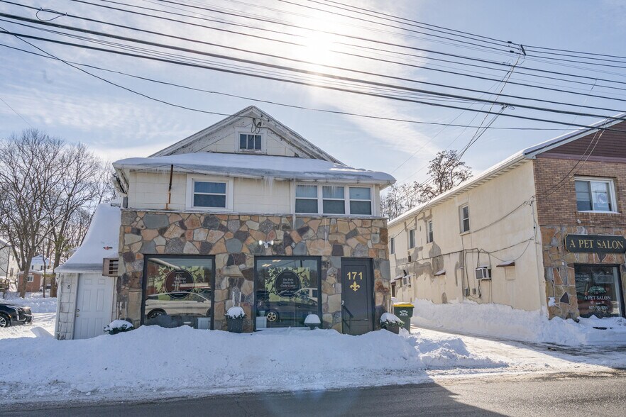 More Photos Of , Vestal Township General Retail For Sale