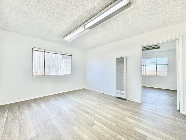 Primary Photo Of 2425 E Slauson Ave, Huntington Park Office For Lease