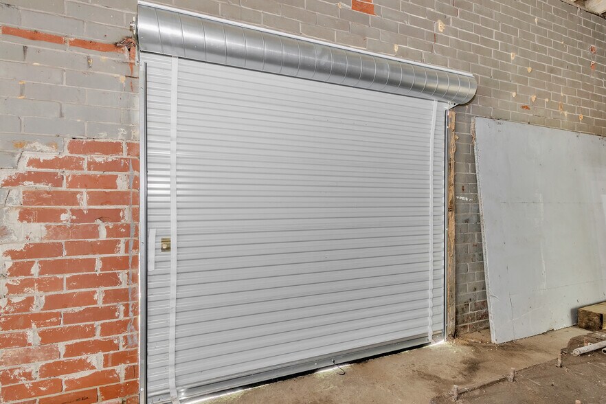 More Photos Of 121 Trotter Industrial Ln, Saluda Warehouse For Lease