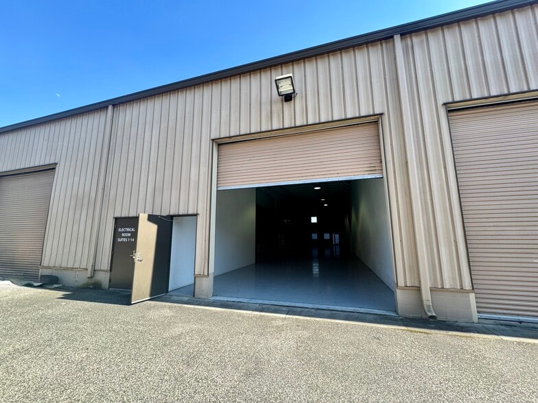 More Photos Of 1230 N US Highway 1, Ormond Beach Flex For Lease