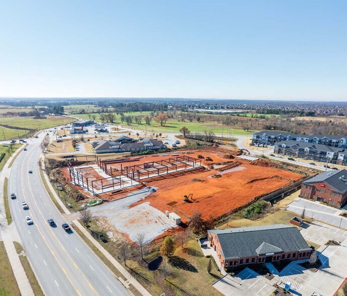 More Photos Of 4902 W Pleasant Dr, Rogers Unknown For Lease