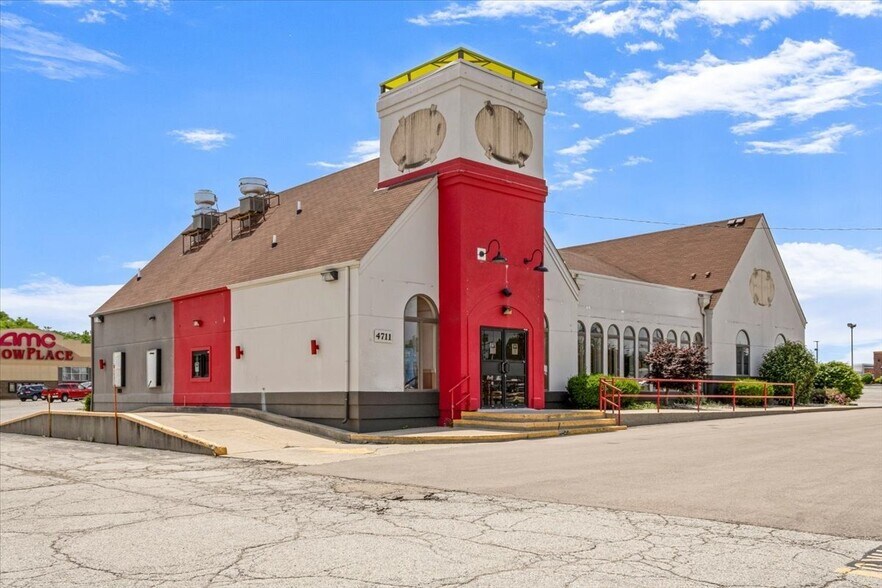 Primary Photo Of 4711 E National Rd, Richmond Fast Food For Sale