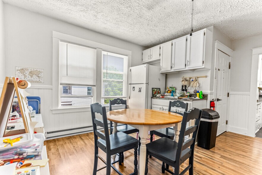 More Photos Of 51 Tanguay St, Sanford Apartments For Sale