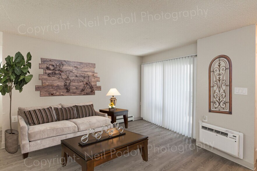 More Photos Of 3349 E Fountain Blvd, Colorado Springs Apartments For Sale