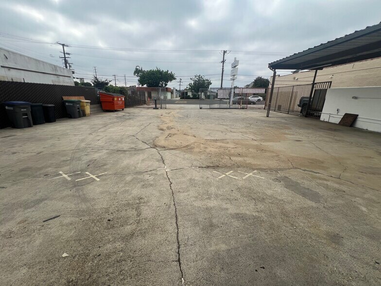 More Photos Of 1823 Marine Ave, Gardena Service For Lease