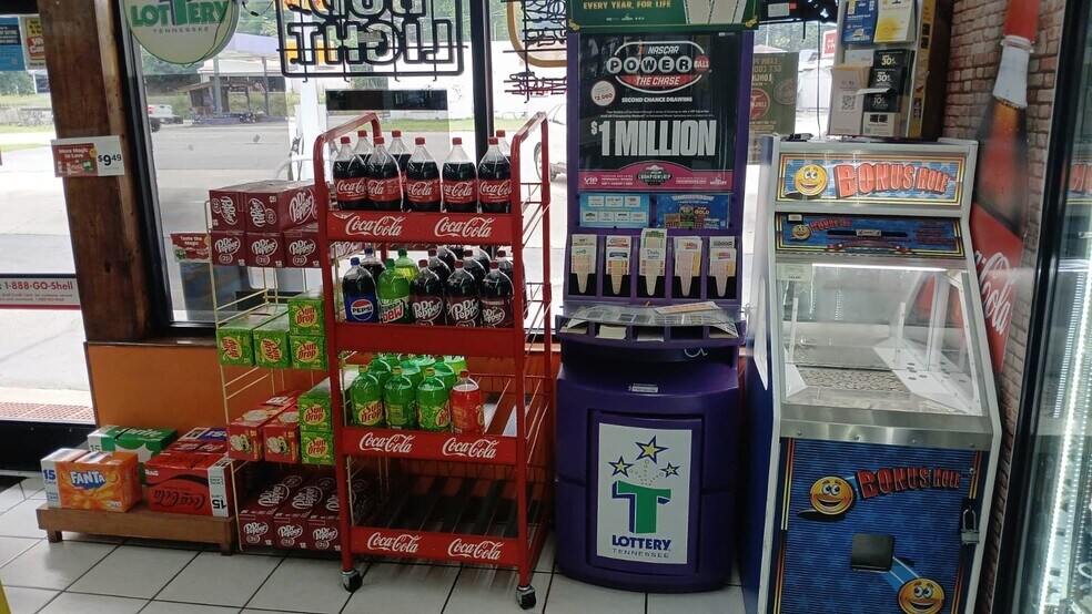 More Photos Of 7423 TN-28, Dunlap General Retail For Sale