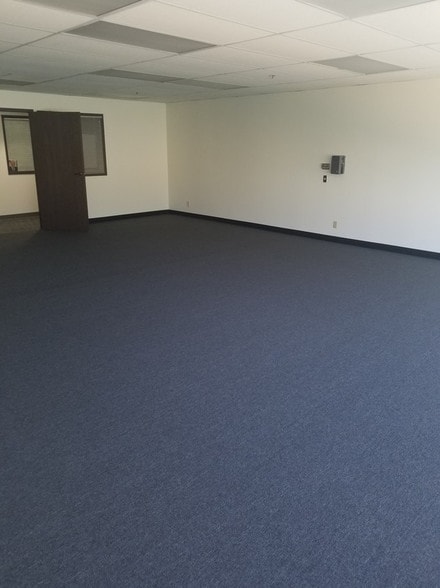 More Photos Of 1891 N Gaffey St, San Pedro Light Distribution For Lease