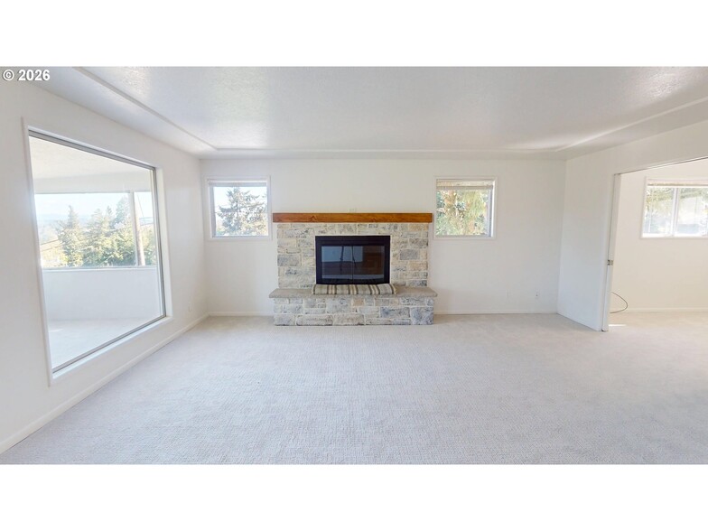 More Photos Of 2145 Webb St, West Linn Apartments For Sale