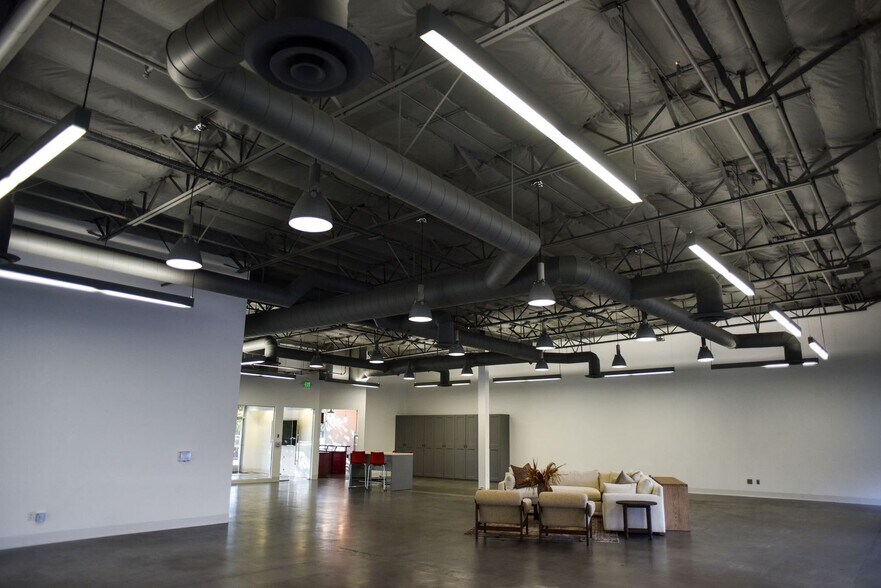 More Photos Of 950 Reserve Dr, Roseville Loft Creative Space For Lease