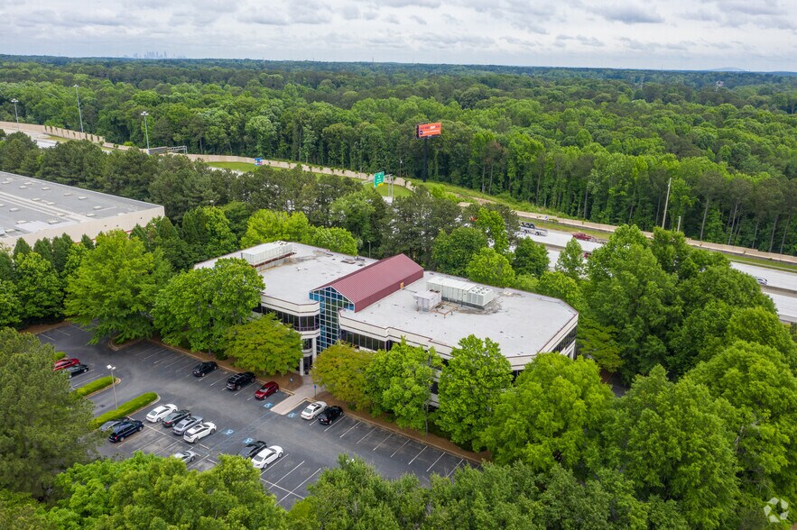 More Photos Of 3000 Corporate Center Dr, Morrow Office For Lease