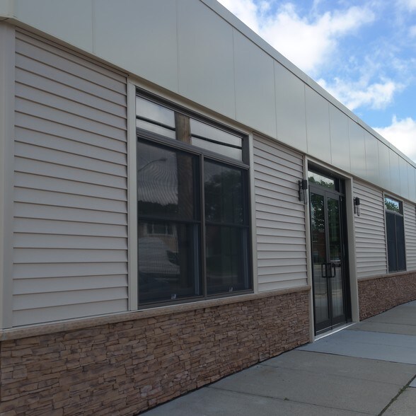 More Photos Of 675 Broadway, Massapequa Office For Lease