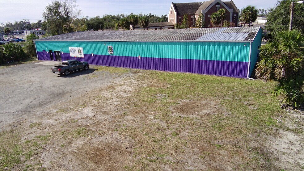 Primary Photo Of 2011 S Jefferson St, Perry General Retail For Sale