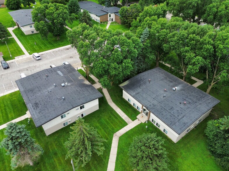 More Photos Of 105 Sunnyslope Rd, Morris Apartments For Sale